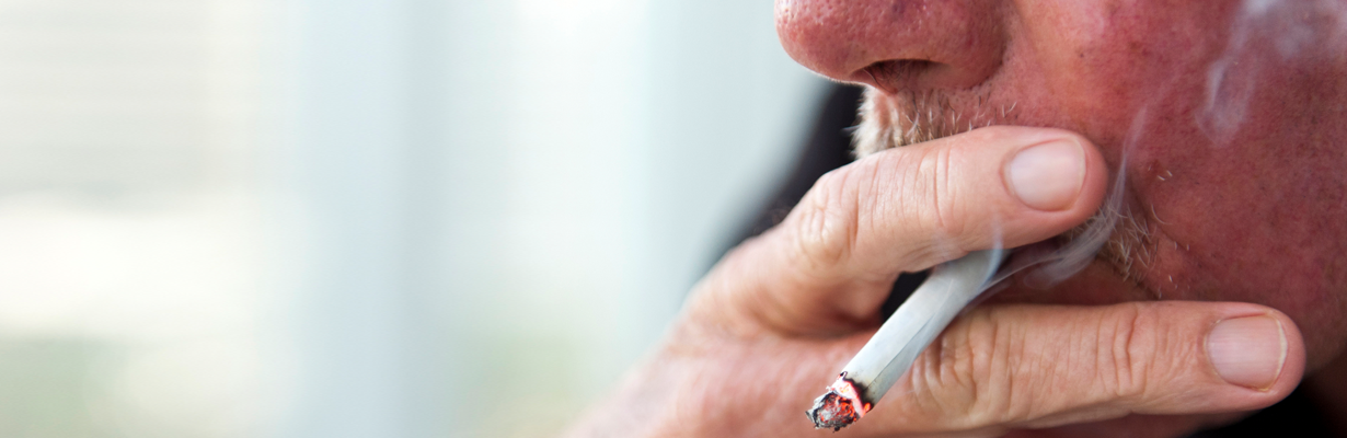 You are currently viewing Understanding Your Risks: Smoking and Hearing Loss