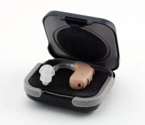 Read more about the article How long can a hearing aid last? How to maintain it
