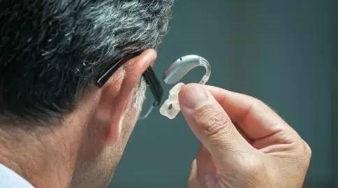 Wearing a hearing aid