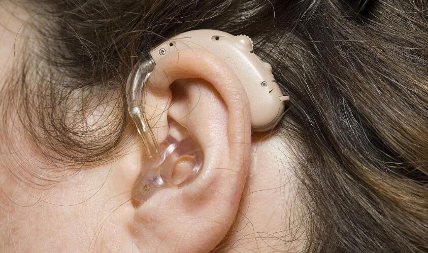 You are currently viewing The effect of hearing aids on deafness